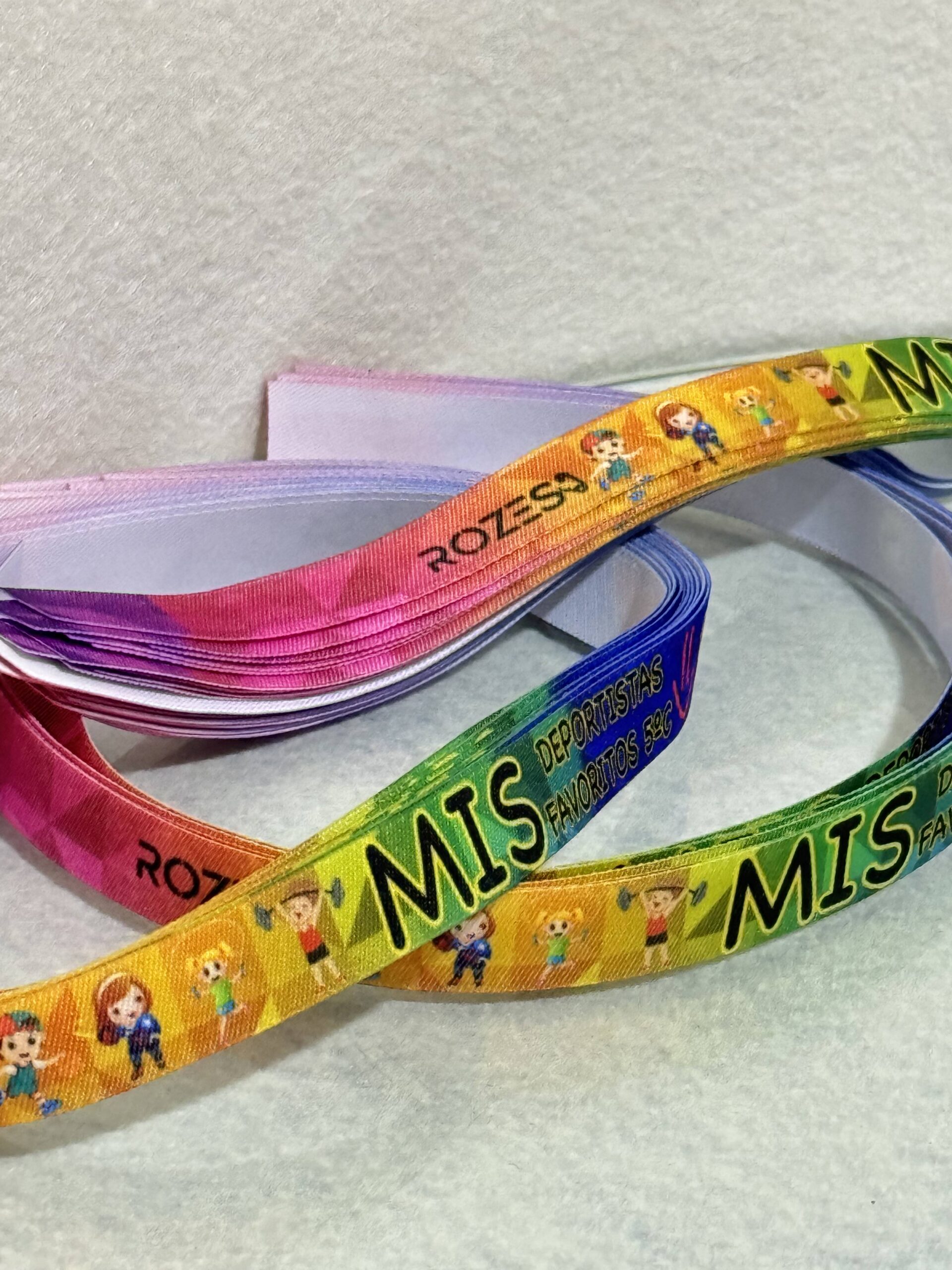 Pulseras personalizadas con cierre de seguridad